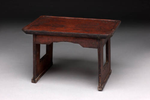 Gangwon tray table