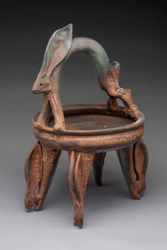 Hare Handle Basket with Four Legs