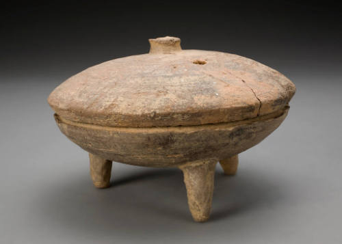 Lidded vessel with three legs